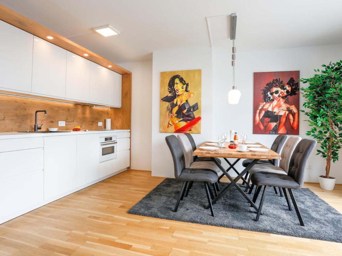 Sky9 Penthouse Apartments Wien Exterior foto